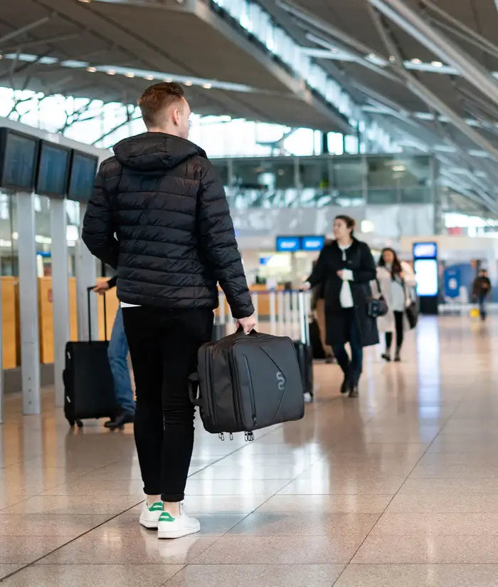 Mochila de Viagem Backpack Ultimate + Garrafa Térmica de BRINDE 🎁